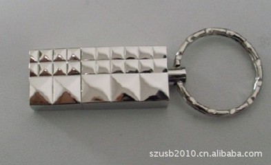 創(chuàng)意商務(wù)新風(fēng)尚 定制反光金屬U盤(pán)，點(diǎn)亮品牌與個(gè)性